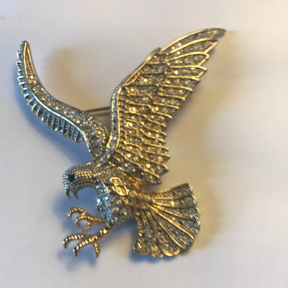 Brooch